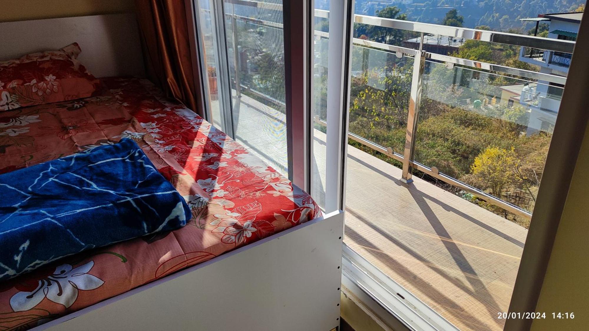 Host Labs Homestay - Premium View Bhimtal Luaran gambar