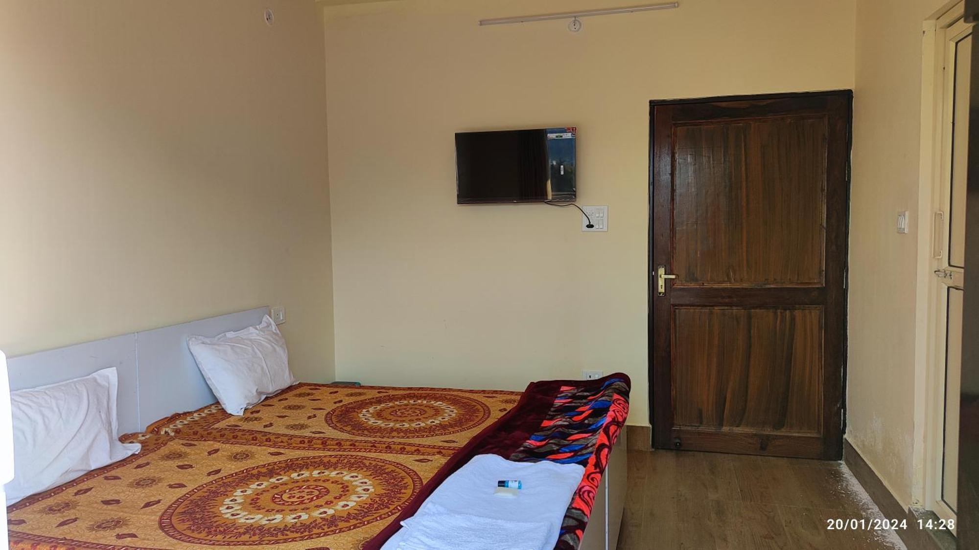 Host Labs Homestay - Premium View Bhimtal Luaran gambar