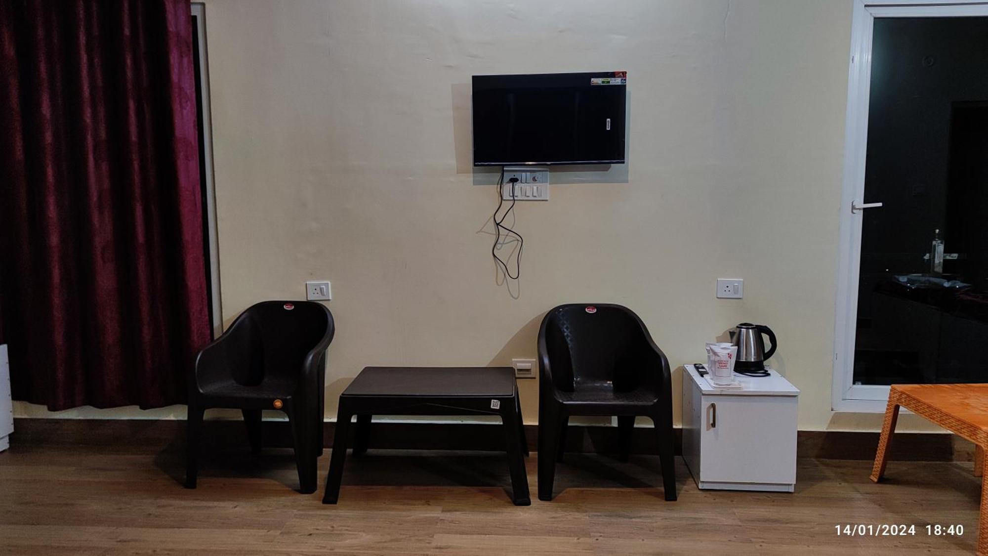 Host Labs Homestay - Premium View Bhimtal Luaran gambar